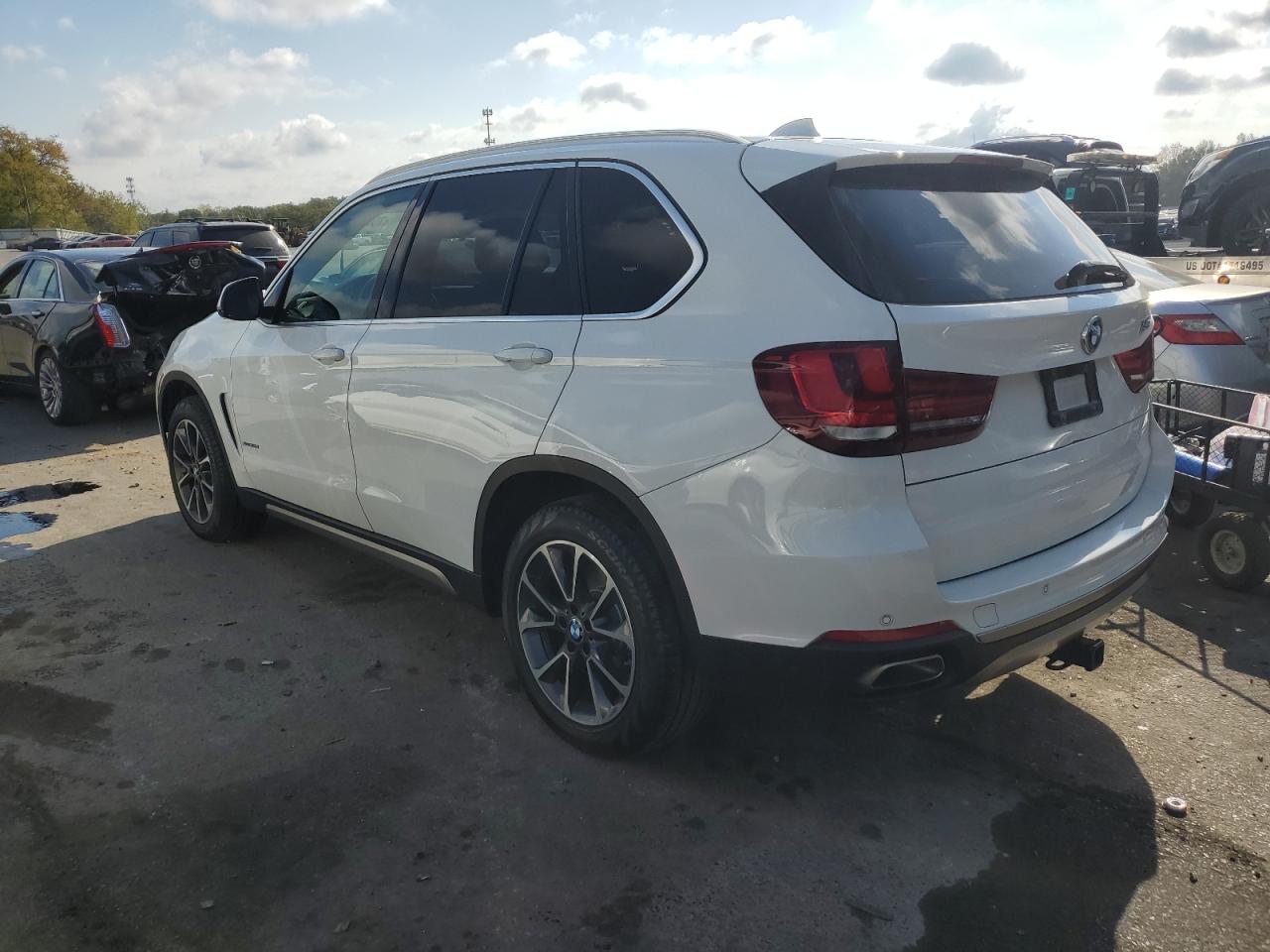 5UXKS4C53J0Y20610 2018 BMW X5 - Image 2