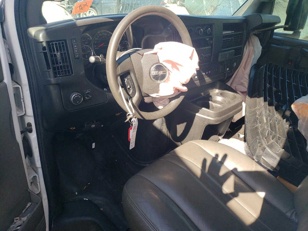 2019 GMC Savana Cutaway G3500 VIN: 1GD07RFP3K1364667 Lot: 76745934