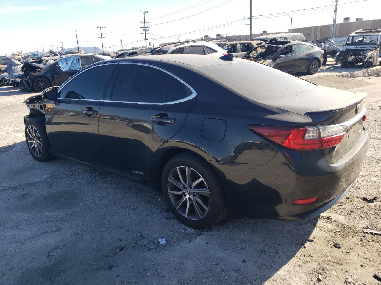 VIN JTHBW1GGXG2121969 2016 LEXUS ES300 no.2