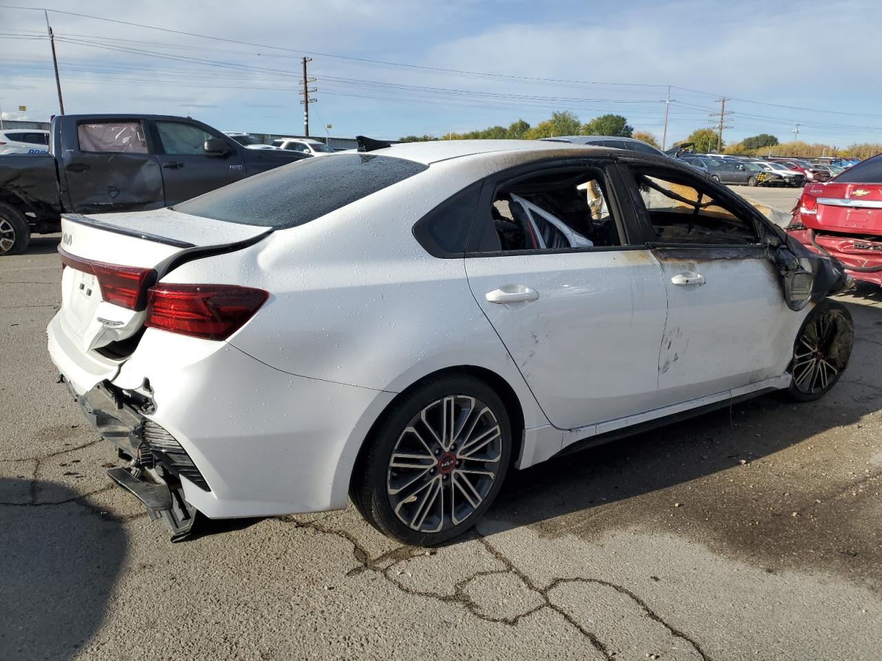 2022 Kia Forte - Image 3
