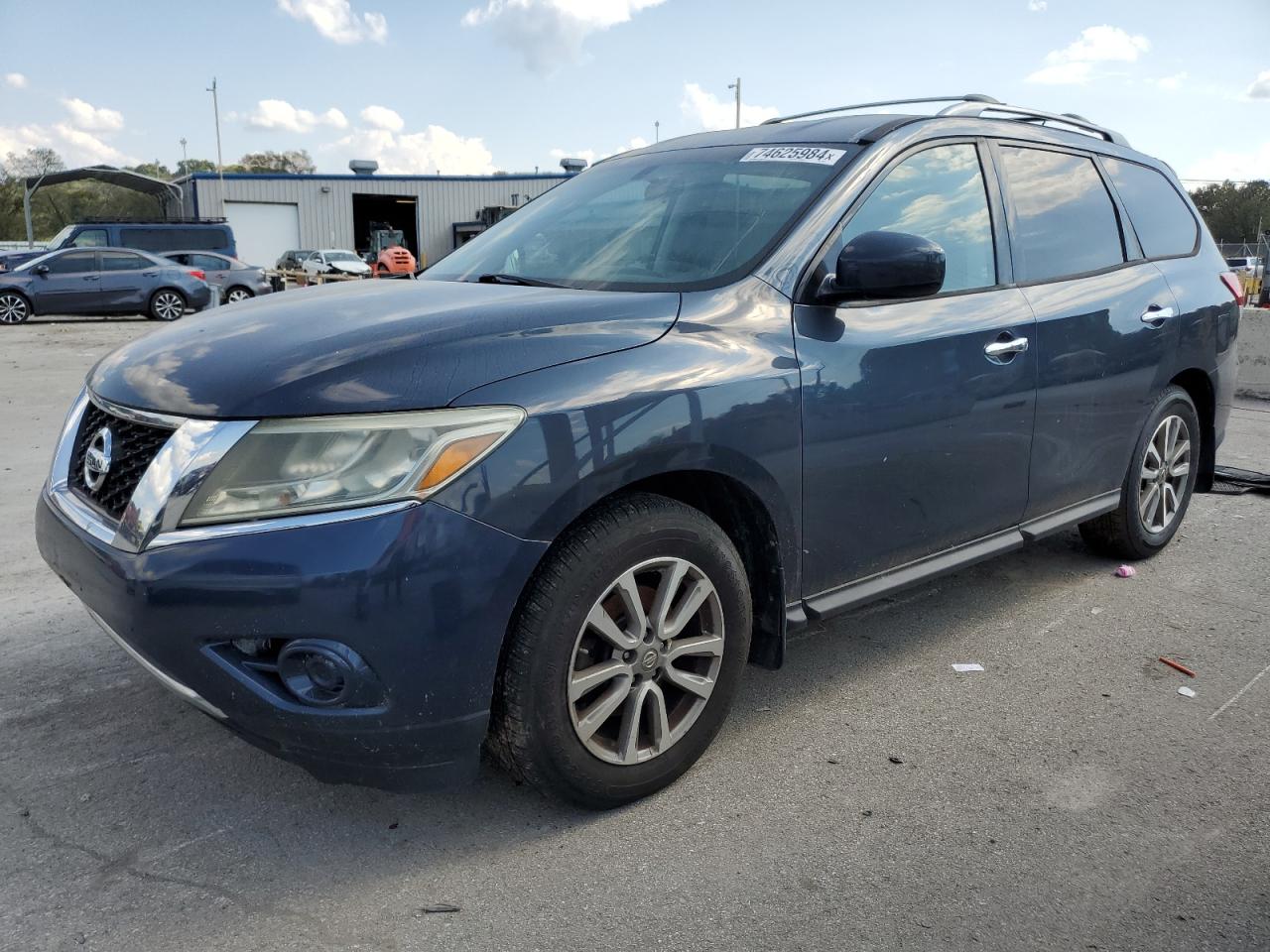 2014 Nissan Pathfinder - Image 1