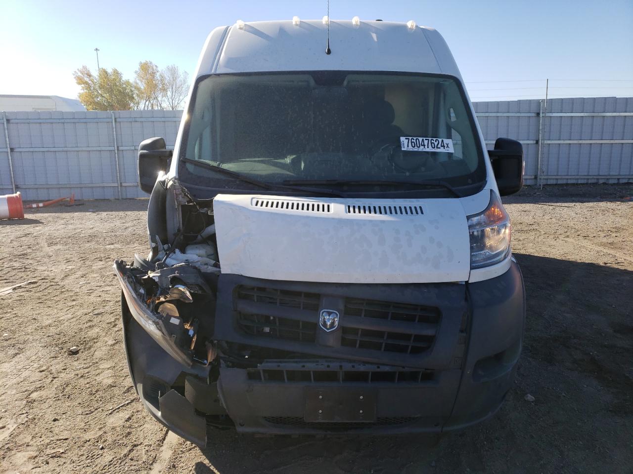 2018 Ram Promaster 2500 2500 High VIN: 3C6TRVDG2JE104660 Lot: 76047624