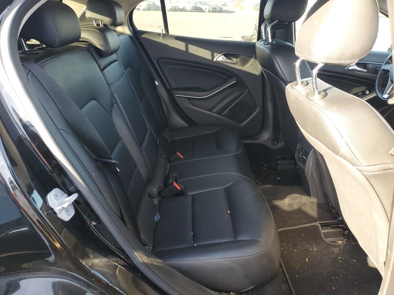 2015 Mercedes-Benz GLA-klasse - Image 10