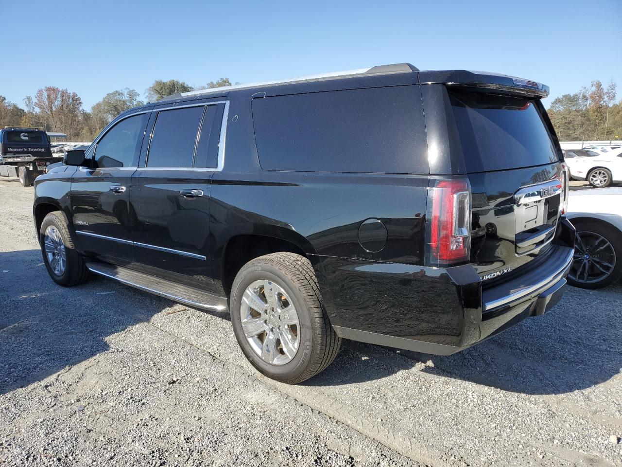 2018 GMC Yukon Xl Denali VIN: 1GKS2HKJ4JR396247 Lot: 74771874