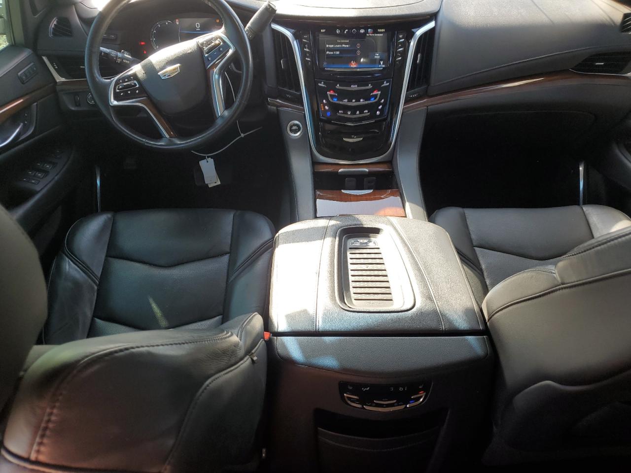 1GYS4HKJ0KR171888 2019 Cadillac Escalade Esv Luxury