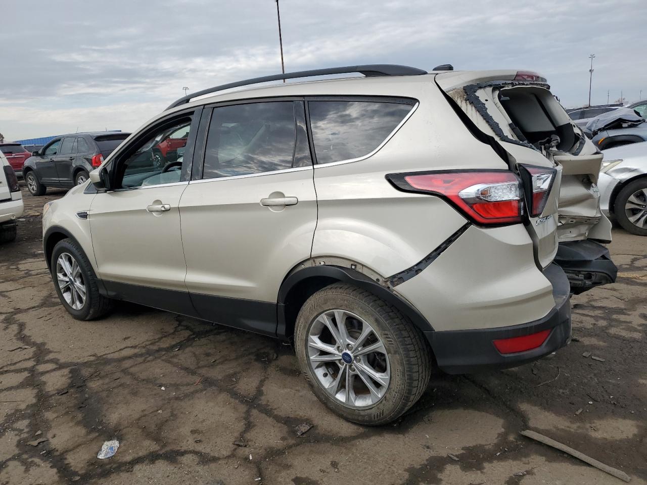 2018 Ford Escape Se VIN: 1FMCU0GDXJUC77156 Lot: 77529394