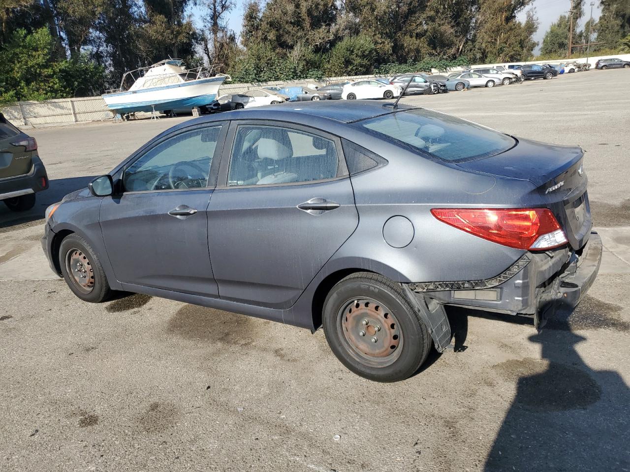 2013 Hyundai Accent - Image 2