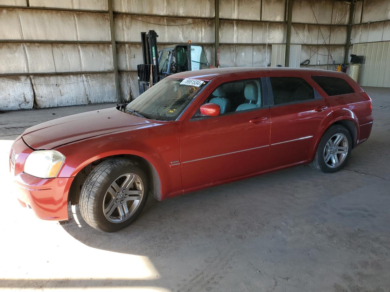 2005 Dodge Magnum - Image 1