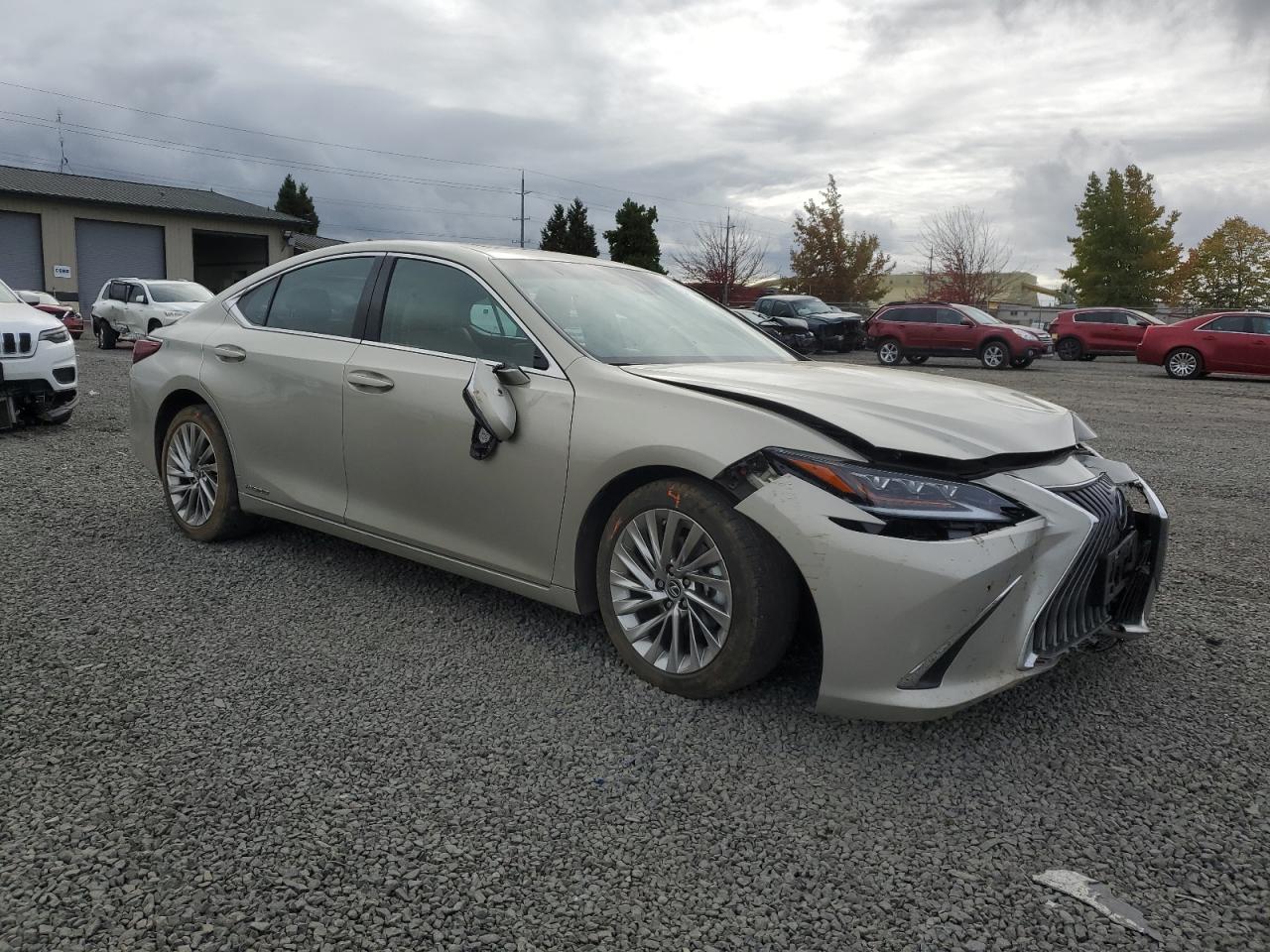 2021 Lexus ES - Image 4