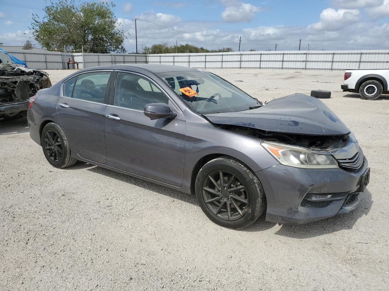 2017 Honda Accord Ex VIN: 1HGCR2F74HA085547 Lot: 77254844