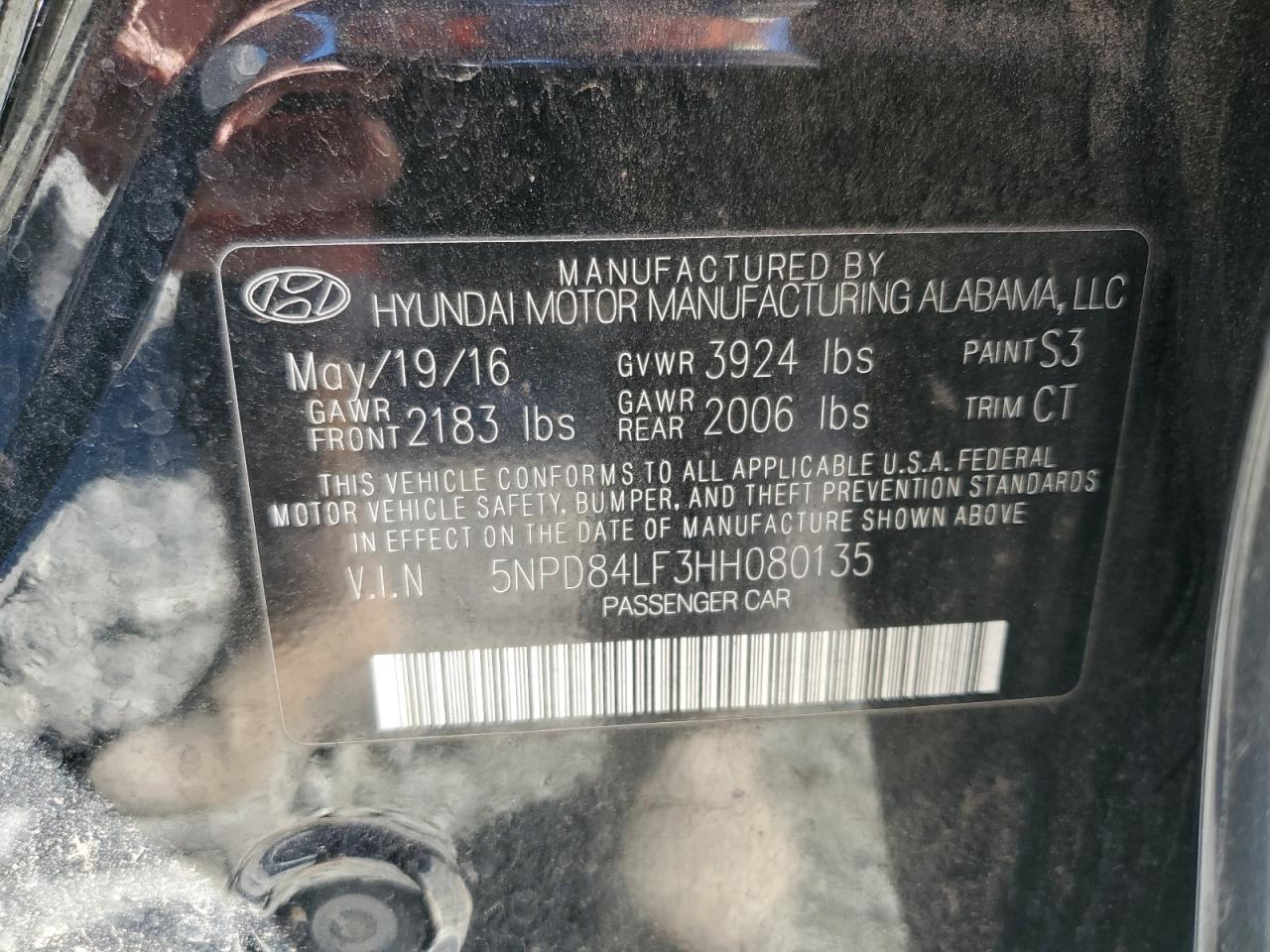 2017 Hyundai Elantra - Image 12