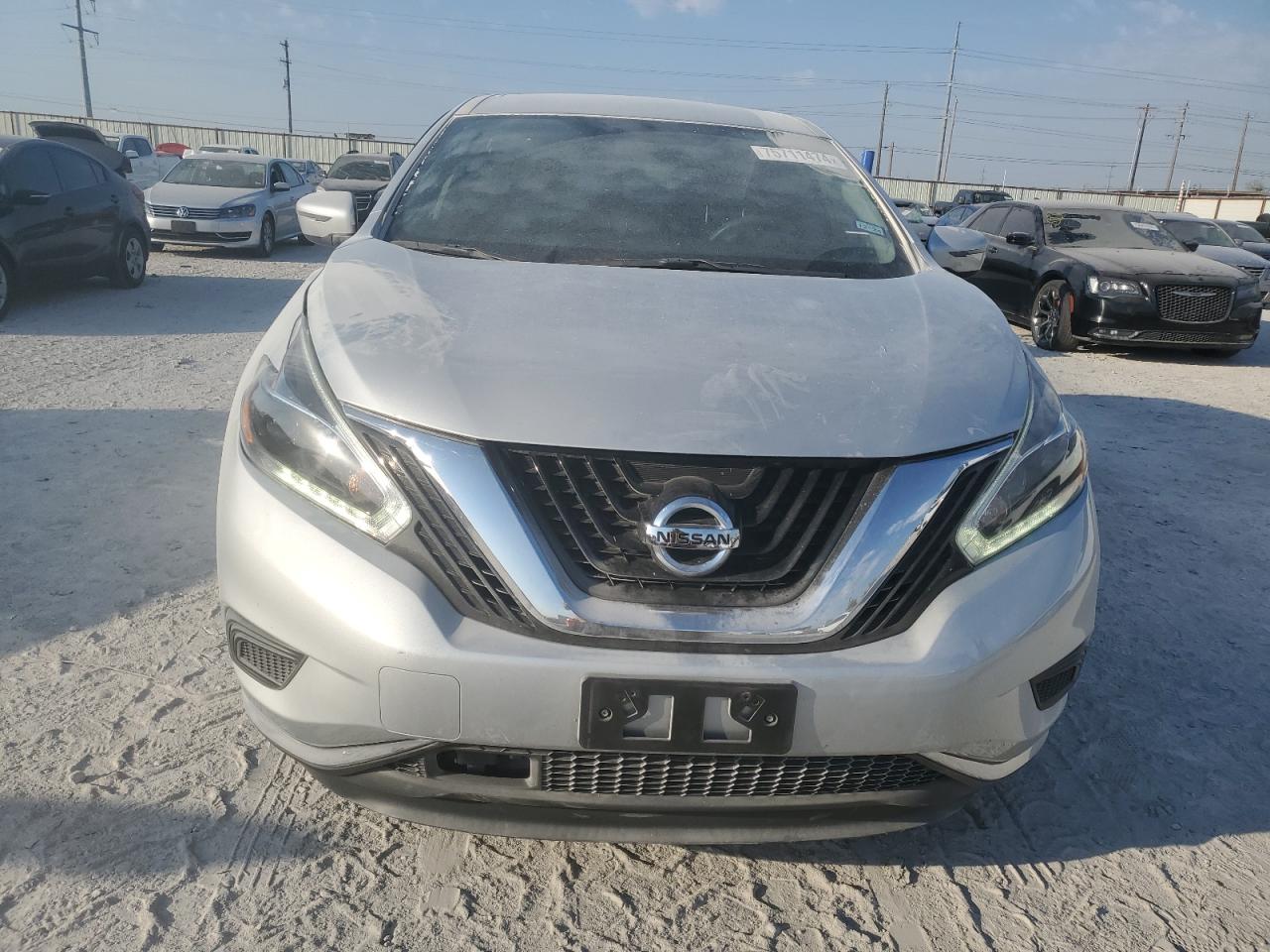 2018 Nissan Murano - Image 5