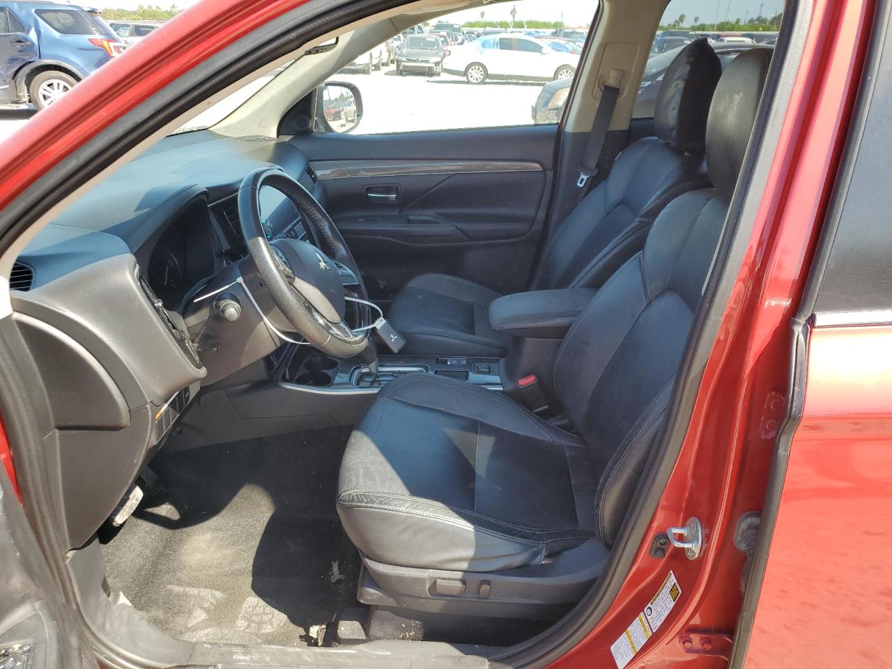 2019 Mitsubishi Outlander - Image 7