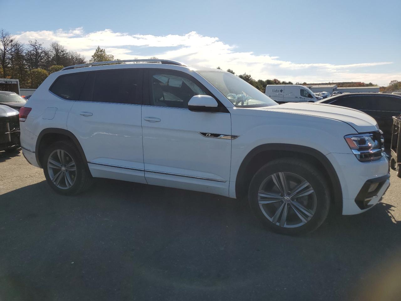 2019 Volkswagen Atlas - Image 4
