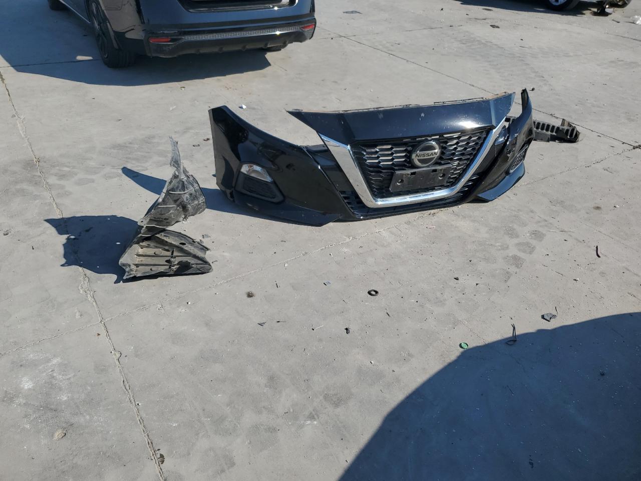 2019 Nissan Altima - Image 12