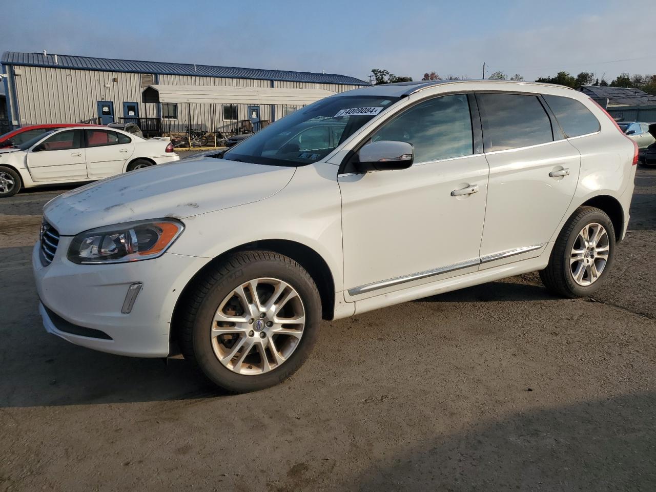 YV4612RK5F2681211 2015 VOLVO XC60 - Image 1