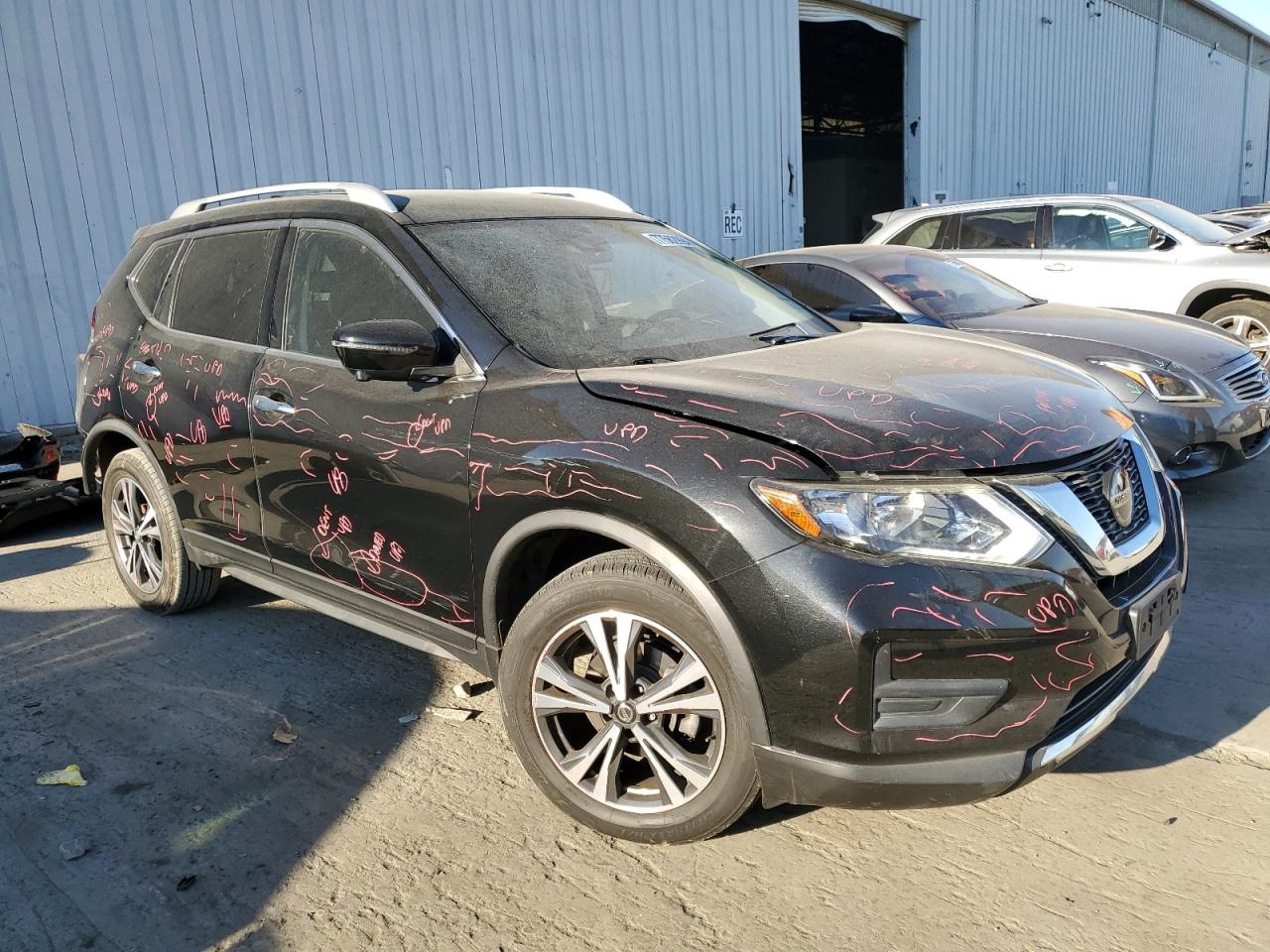 VIN JN8AT2MV7KW378320 2019 NISSAN ROGUE no.4