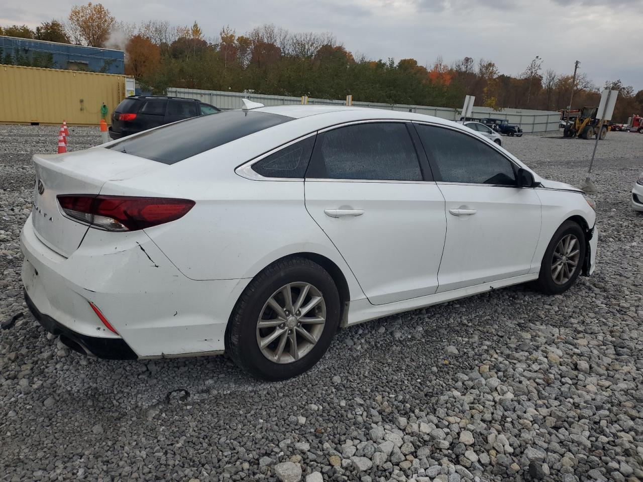 2018 Hyundai Sonata - Image 3