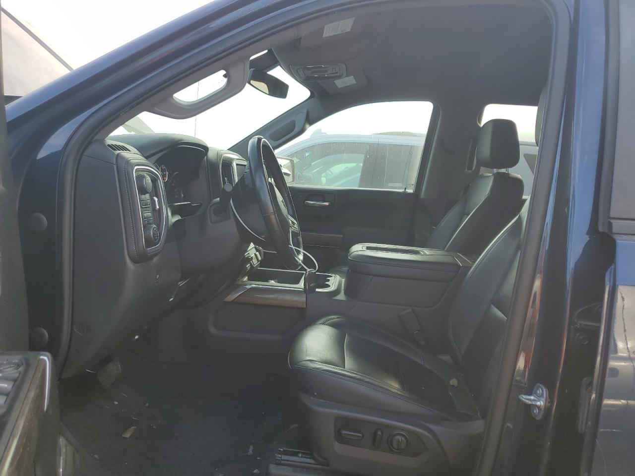 2020 Chevrolet Silverado - Image 7