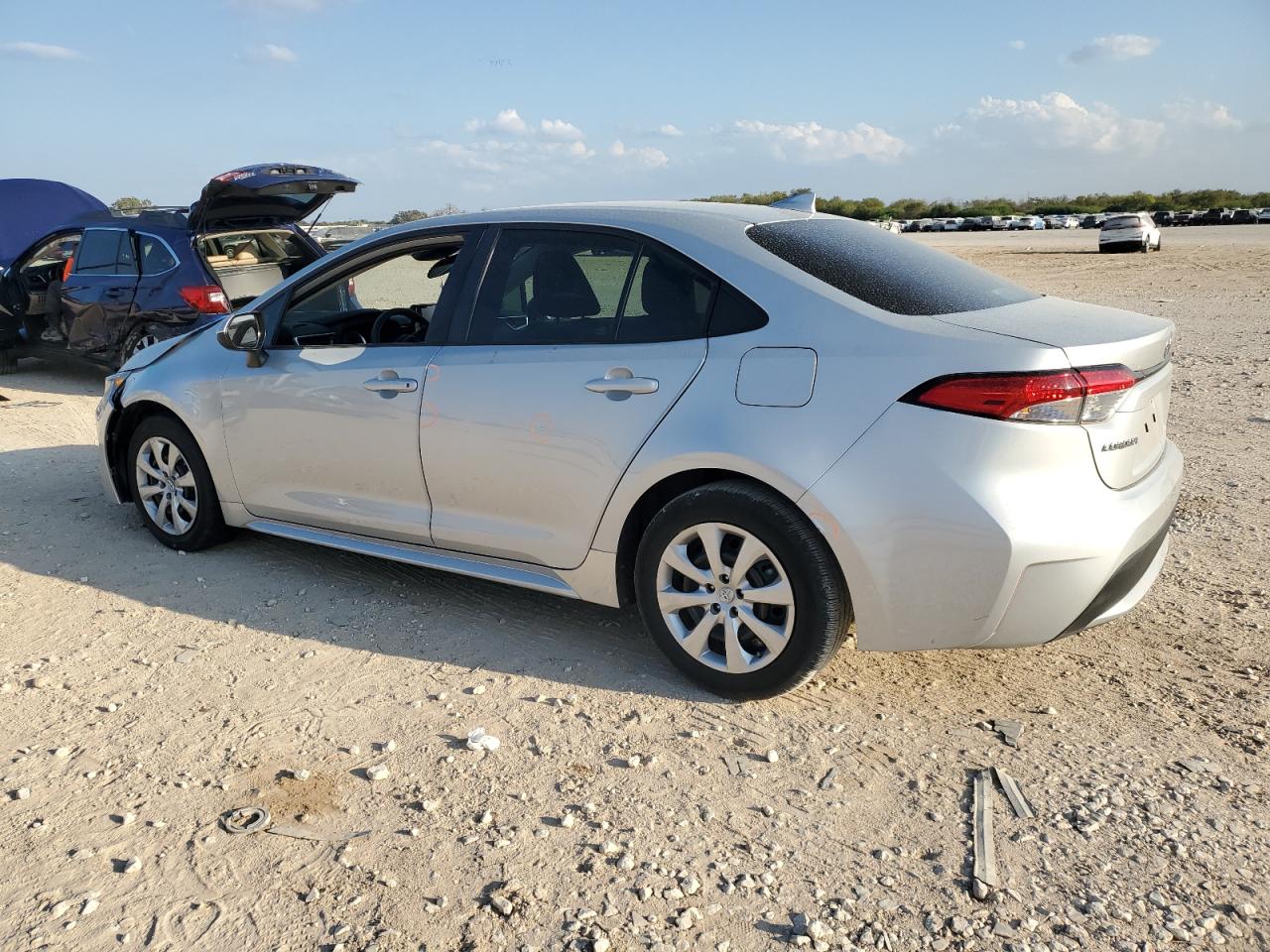 2022 Toyota Corolla - Image 2