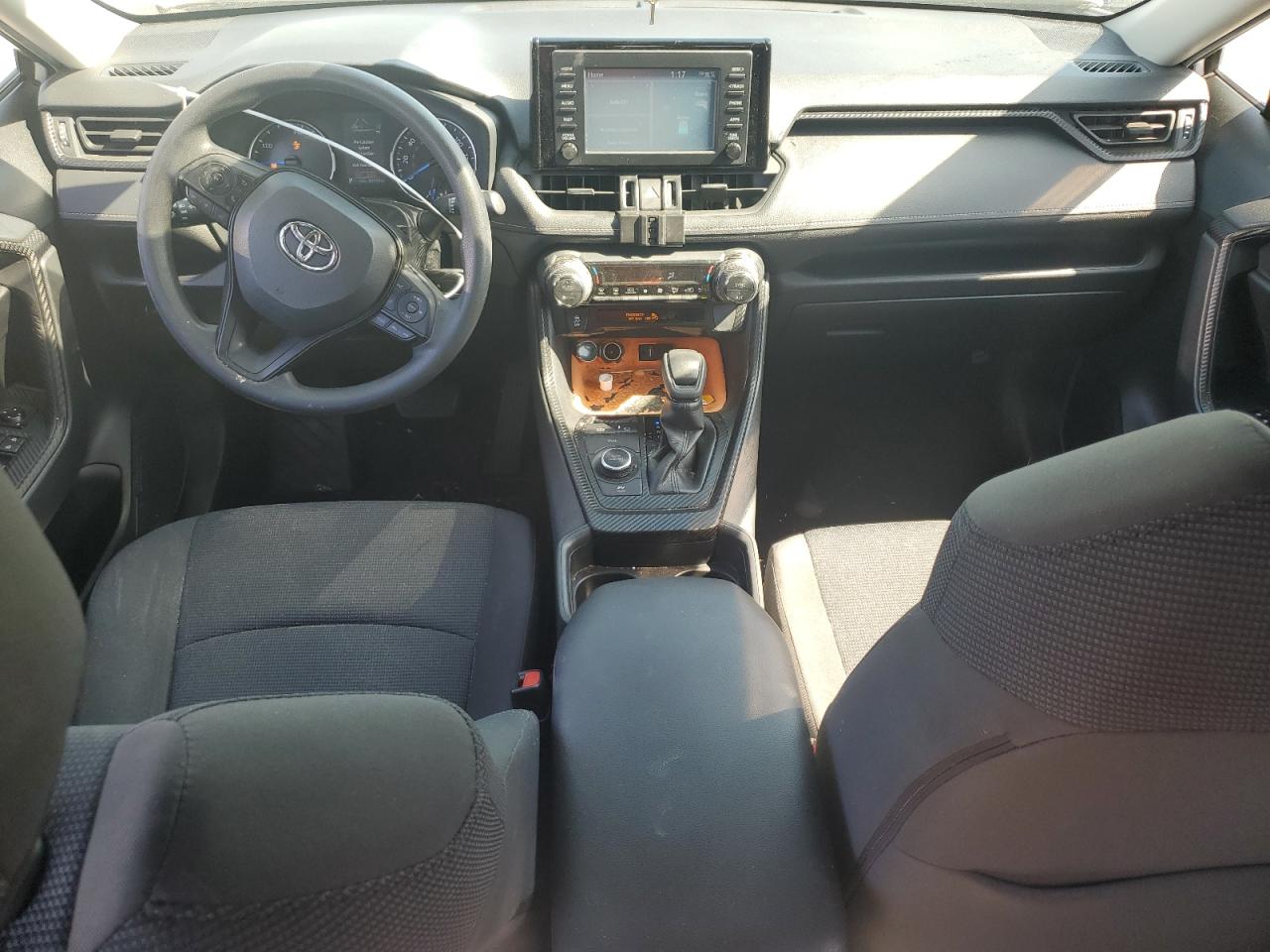 2022 Toyota Rav4 Le VIN: JTMMWRFV7KD012617 Lot: 73713924