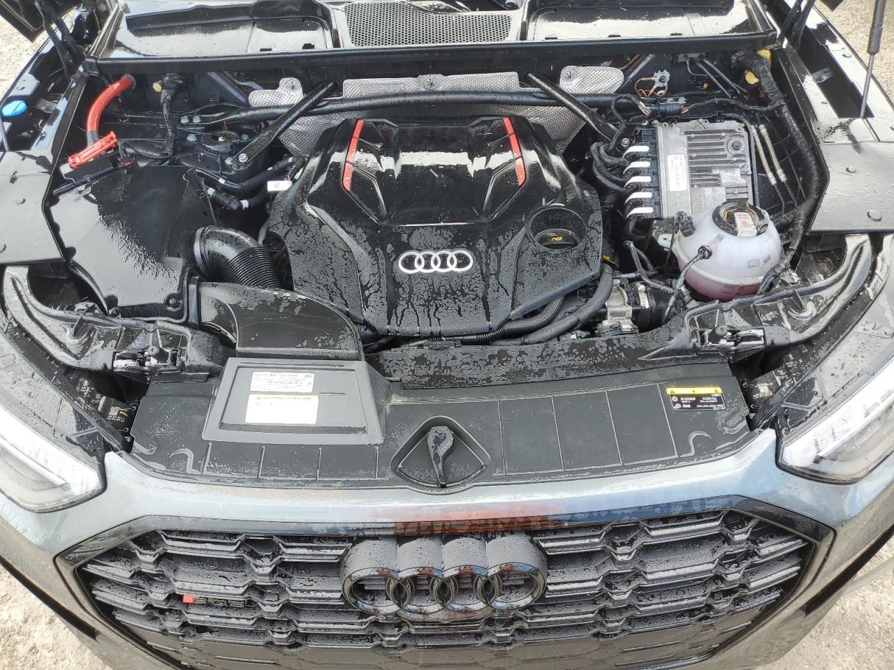 2024 Audi SQ5 - Image 12