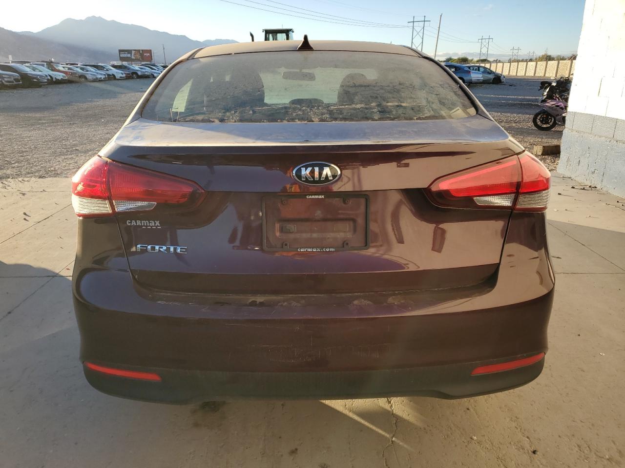 2017 Kia Forte Lx VIN: 3KPFK4A78HE066385 Lot: 77874214