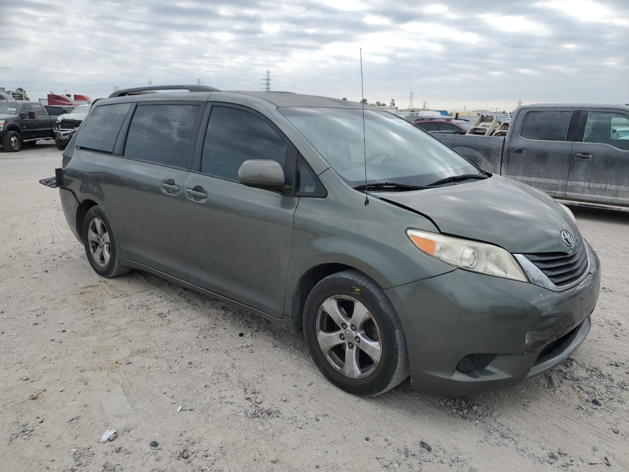 VIN 5TDKK3DC1DS362107 2013 TOYOTA All Models no.4