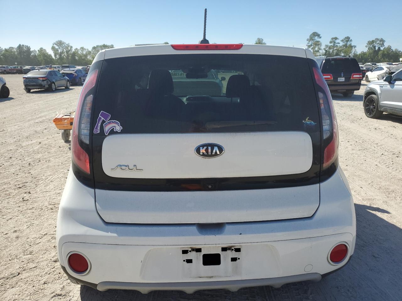 2019 Kia Soul + VIN: KNDJP3A54K7018992 Lot: 76736034