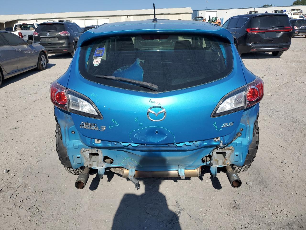 2010 Mazda 3 S VIN: JM1BL1H65A1321218 Lot: 74637074