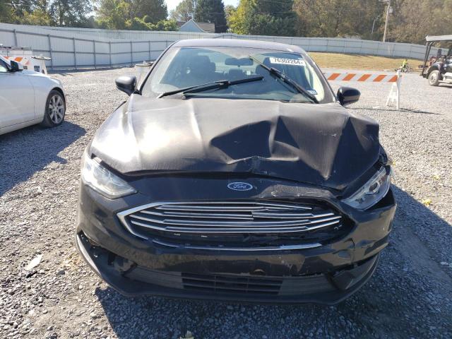  FORD FUSION 2018 Черный