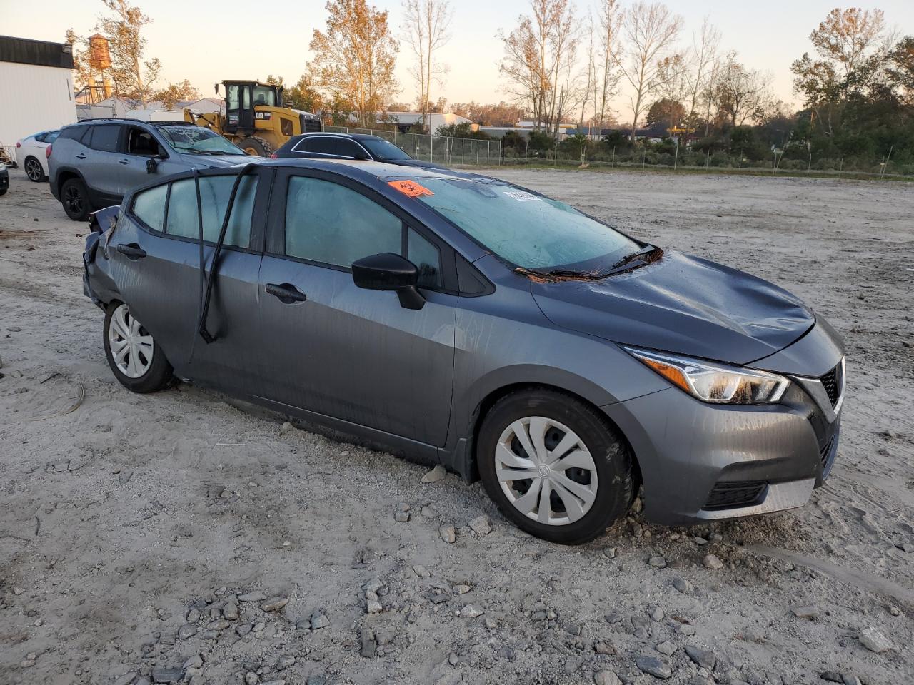 2021 Nissan Versa - Image 4