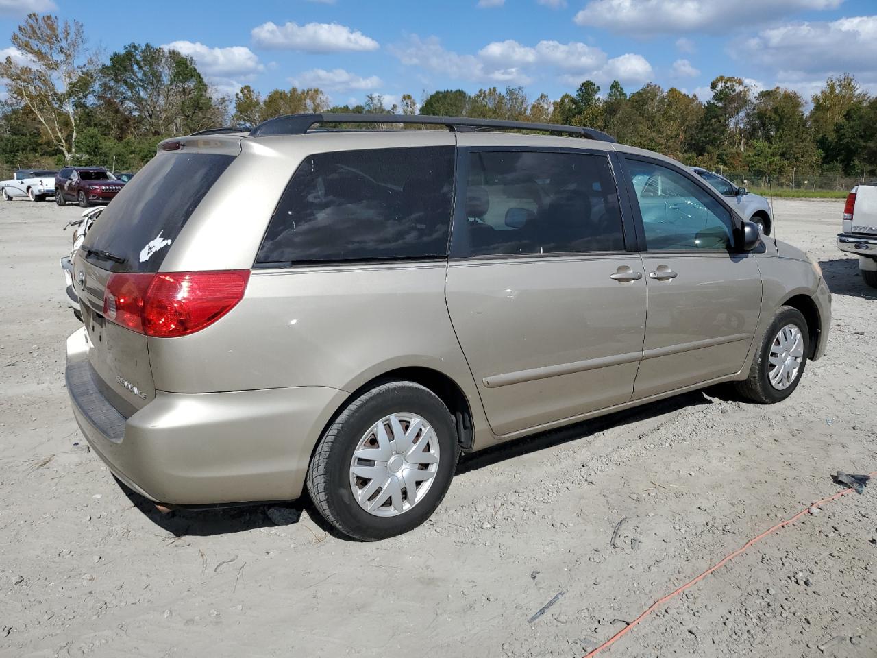 2008 Toyota Sienna - Image 3