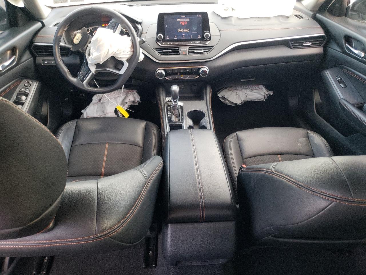 2021 Nissan Altima - Image 8