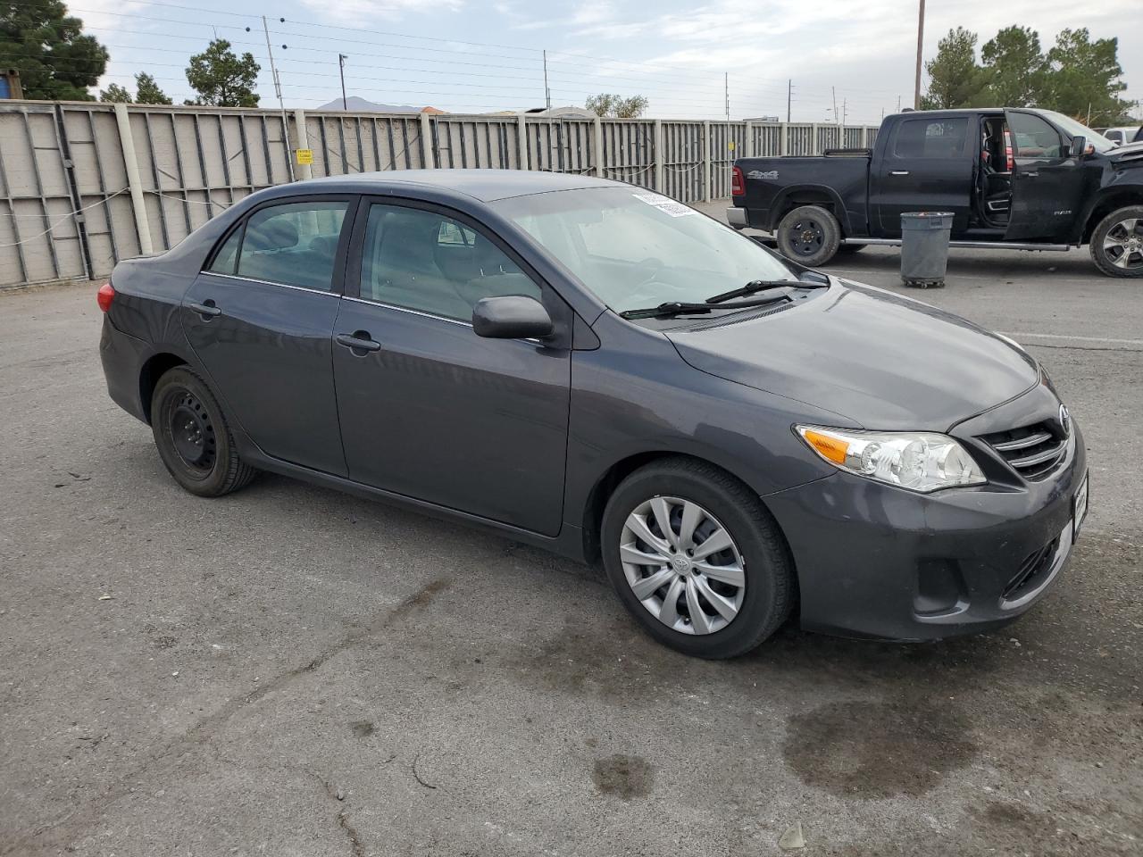 VIN 5YFBU4EE4DP094209 2013 TOYOTA COROLLA no.4