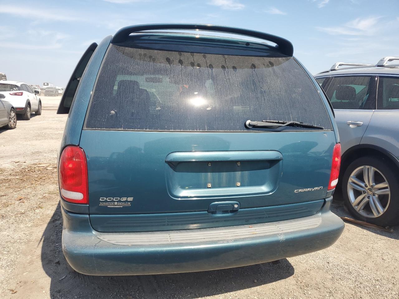 2000 Dodge Caravan Se VIN: 2B4GP45G9YR667980 Lot: 76298204