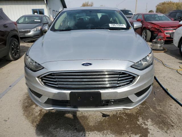  FORD FUSION 2018 Серебристый