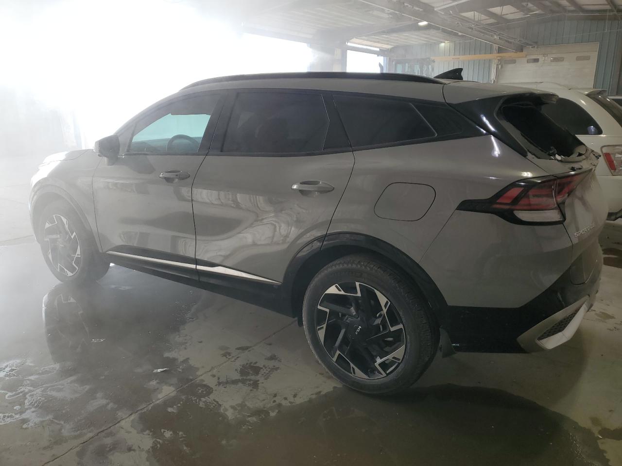 2024 Kia Sportage - Image 2