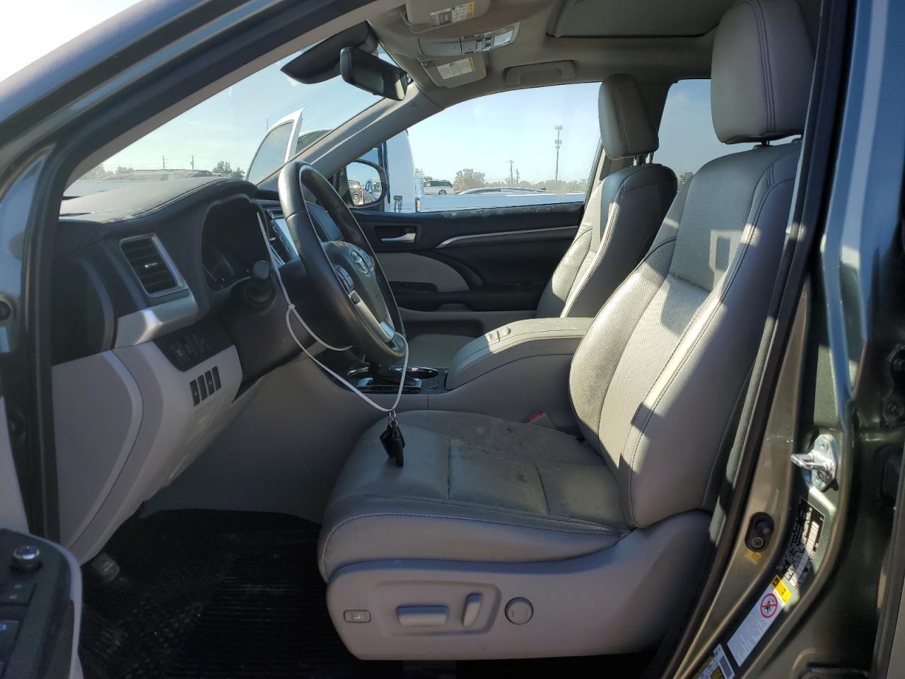 2018 Toyota Highlander Limited VIN: 5TDDZRFH2JS813850 Lot: 74191184