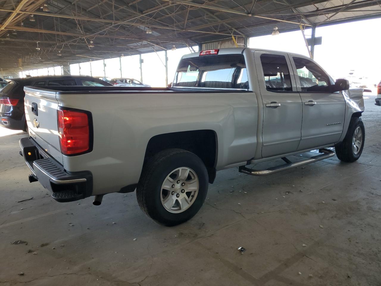 2018 Chevrolet Silverado - Image 3