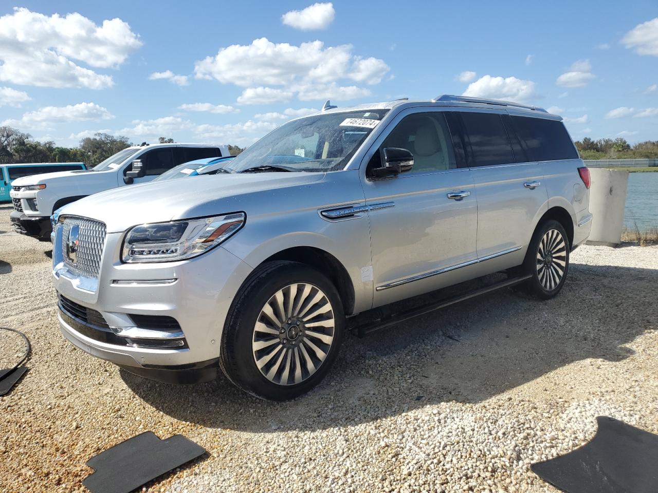 2018 Lincoln Navigator - Image 1