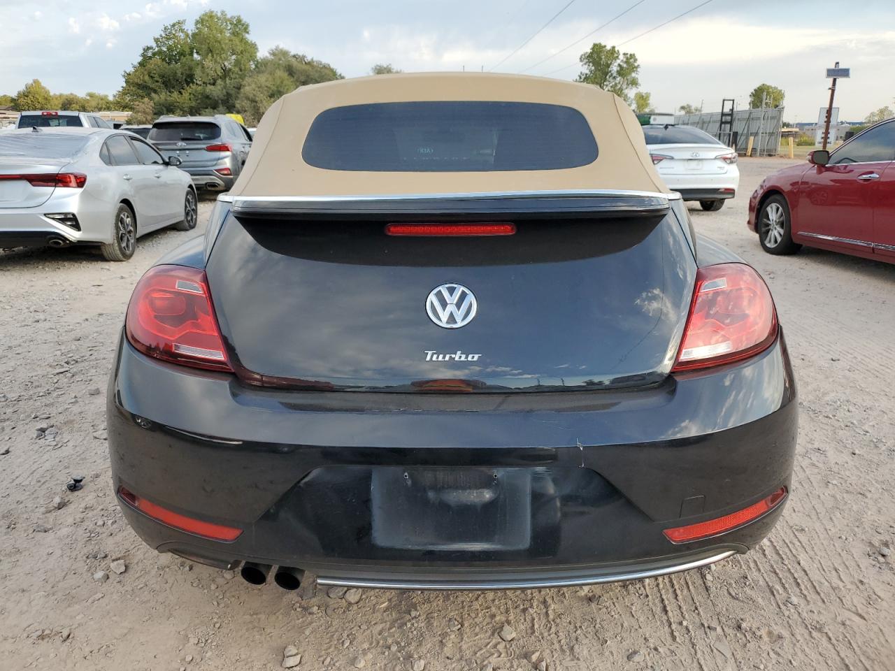 3VW517AT6HM804443 2017 Volkswagen Beetle S/Se