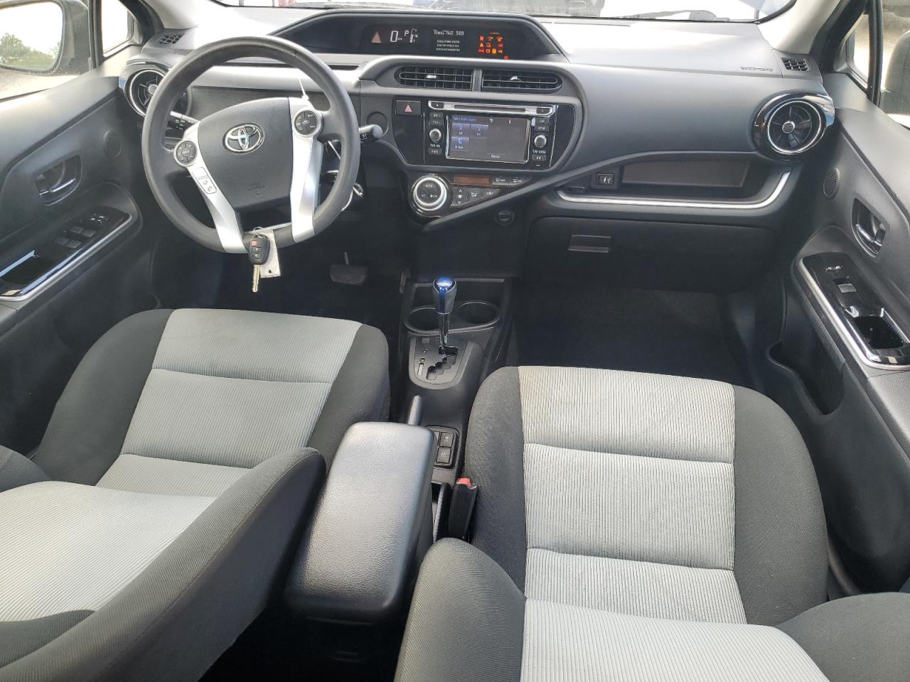 JTDKDTB38F1103191 2015 Toyota Prius C