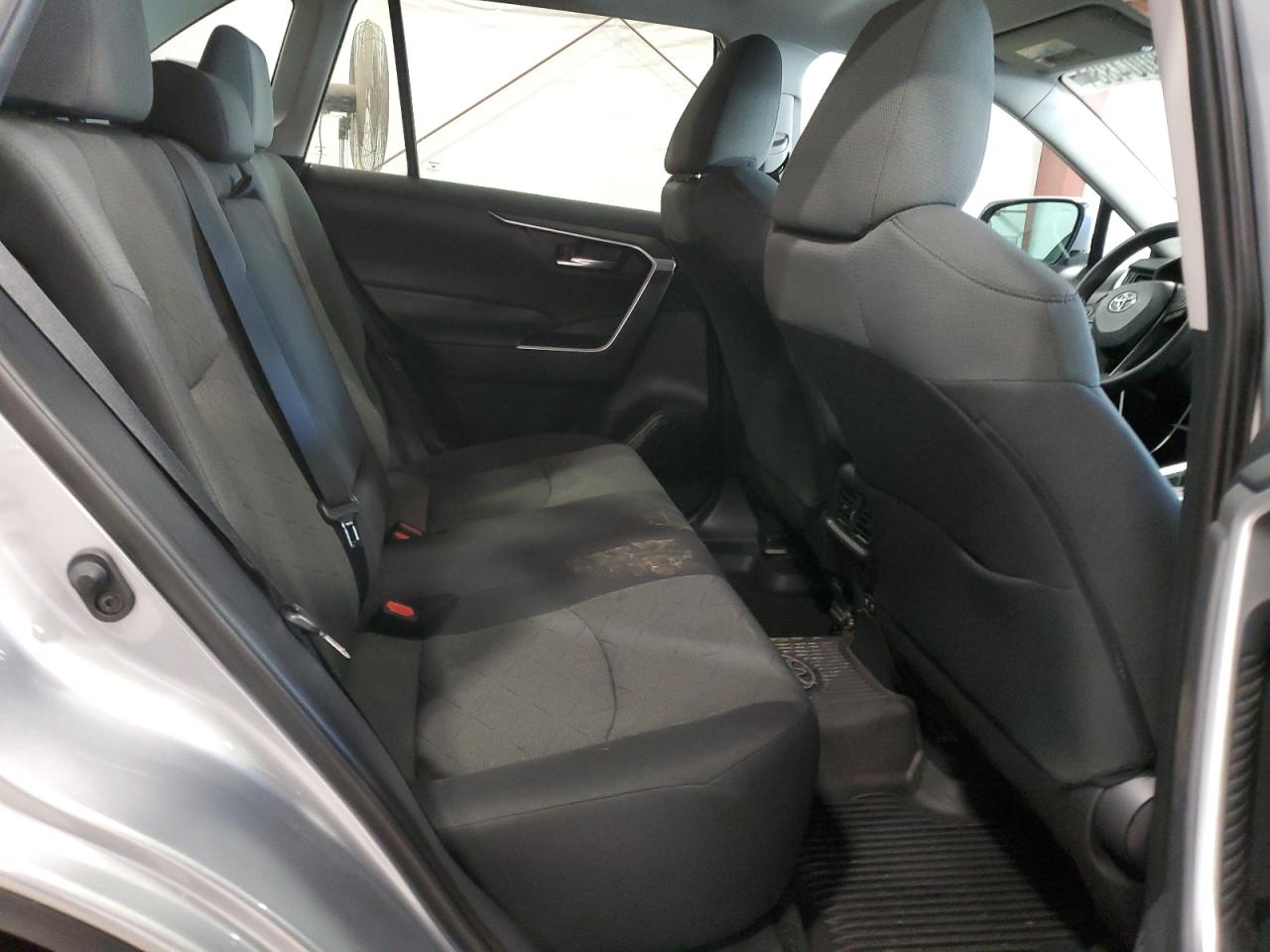 2020 Toyota RAV 4 - Image 11