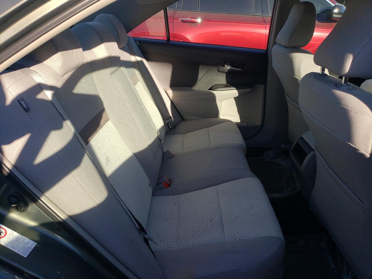 2014 Toyota Camry - Image 10