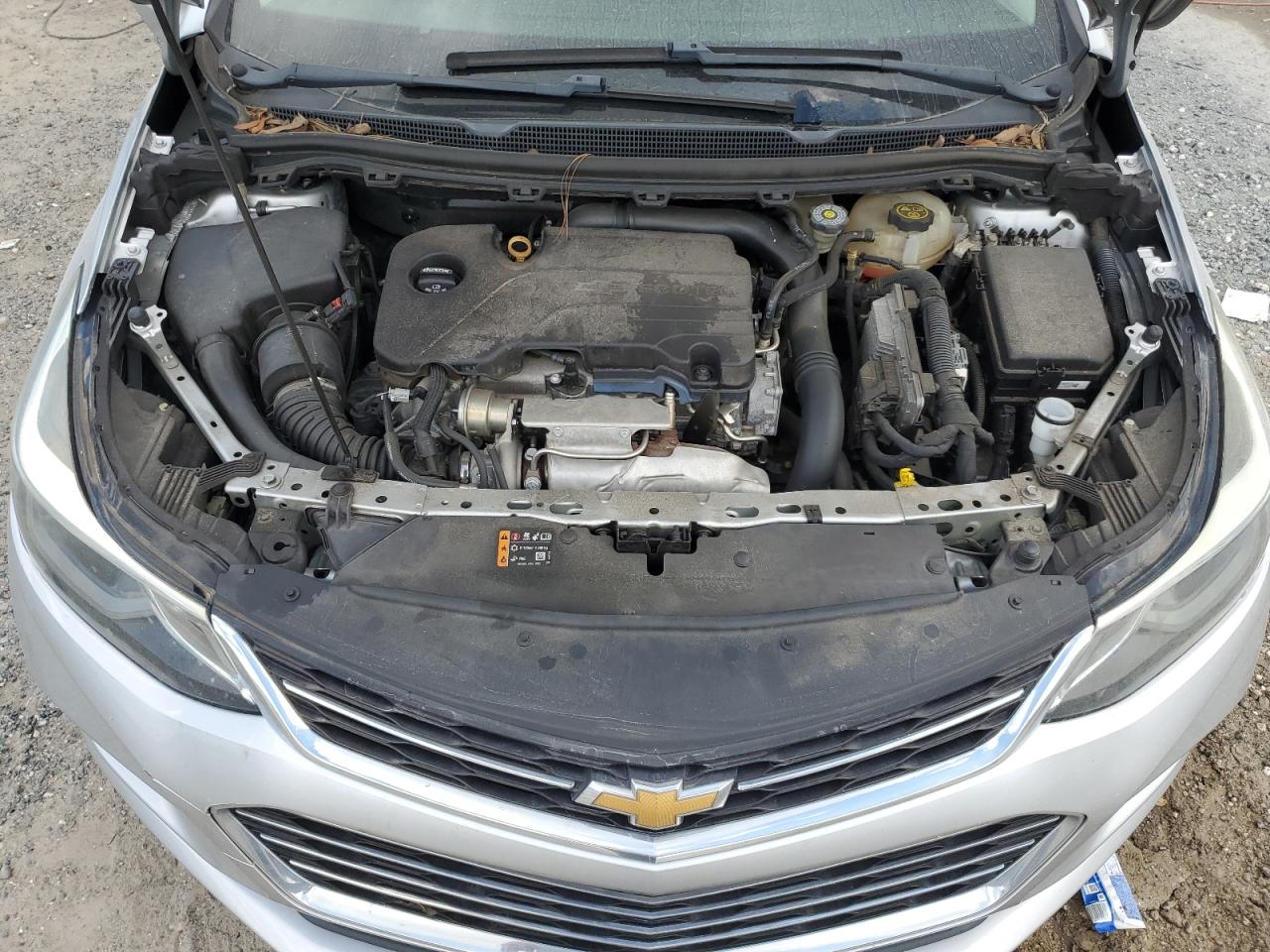 2017 Chevrolet Cruze - Image 11