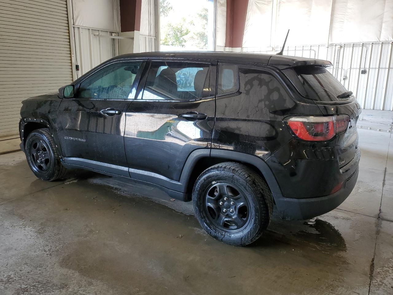 3C4NJCAB7JT460961 2018 Jeep Compass Sport