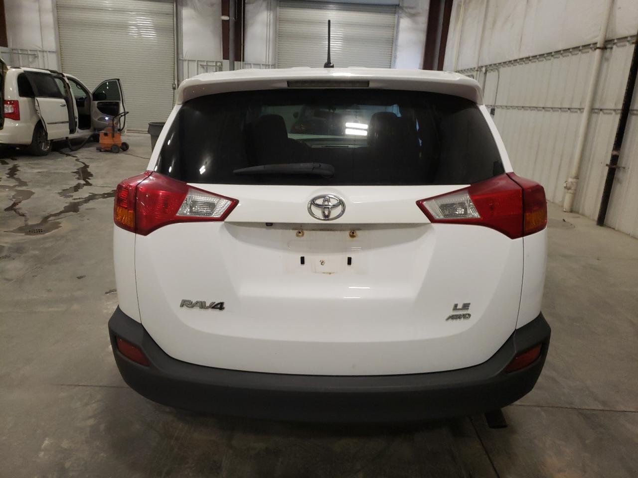 2013 Toyota Rav4 Le VIN: 2T3BFREV2DW057060 Lot: 75896154