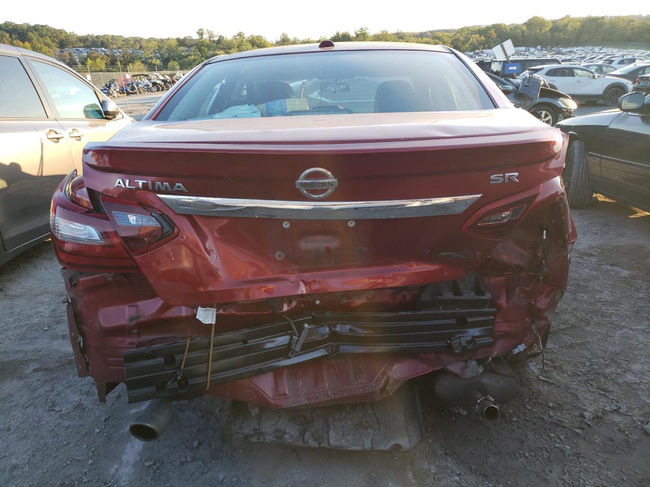 1N4AL3AP8JC181928 2018 Nissan Altima 2.5