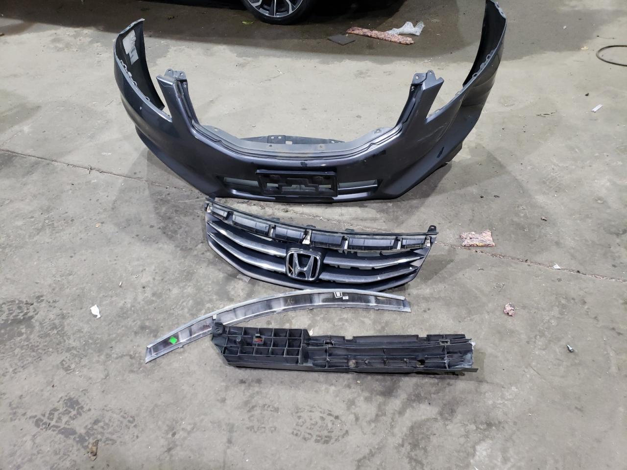 2011 Honda Accord - Image 12